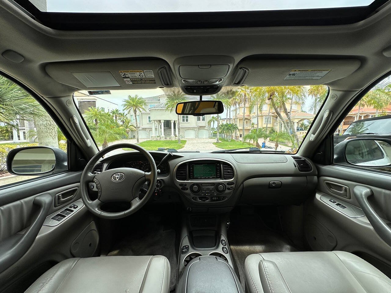 Used 2007 Toyota Sequoia Limited RWD image 11