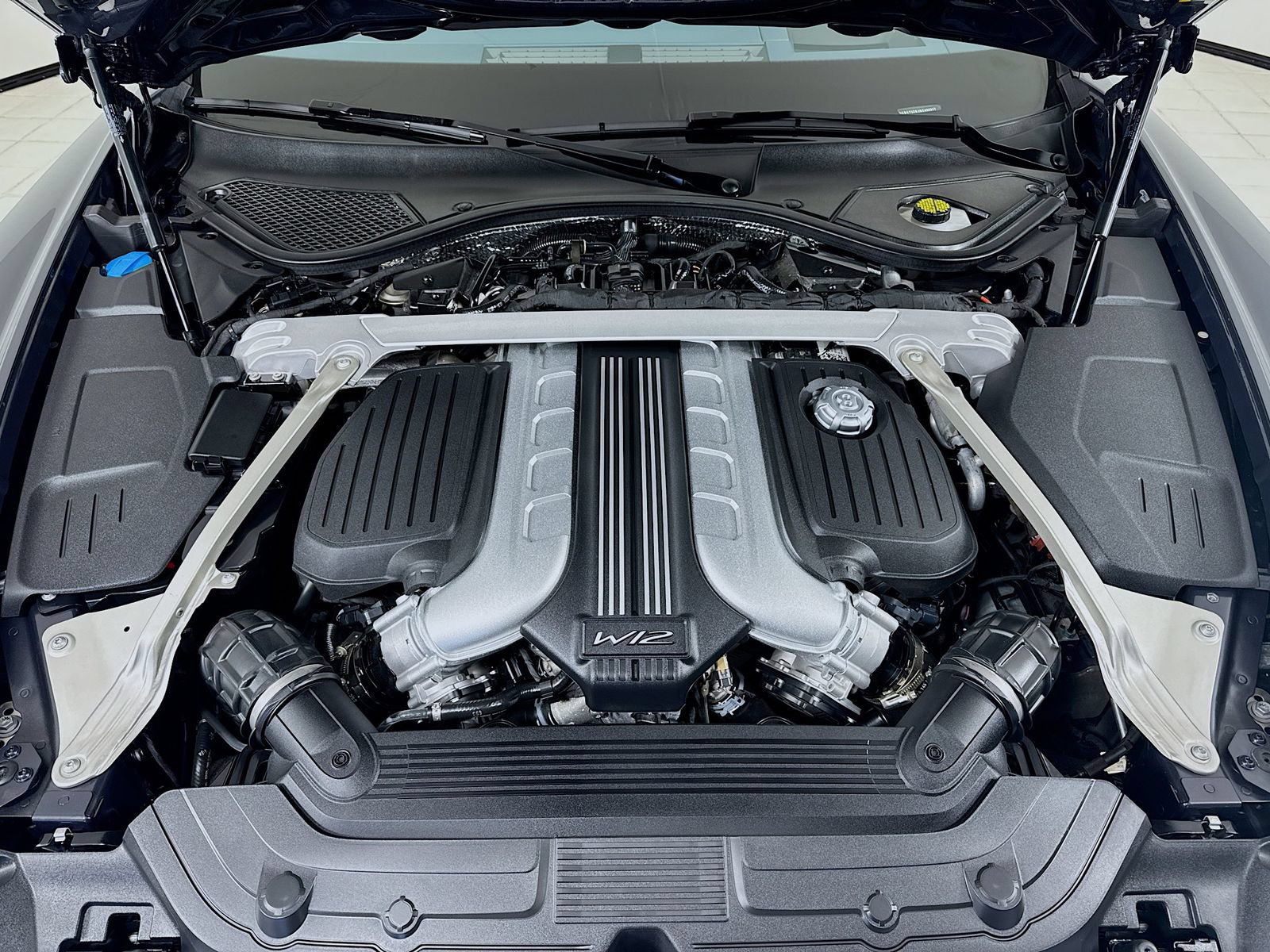 Certified 2022 Bentley Continental GT Speed AWD/4WD image 27
