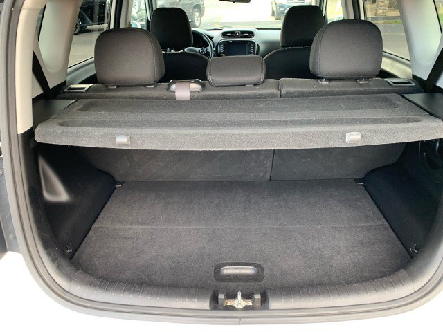 Used 2019 Kia Soul + FWD image 13