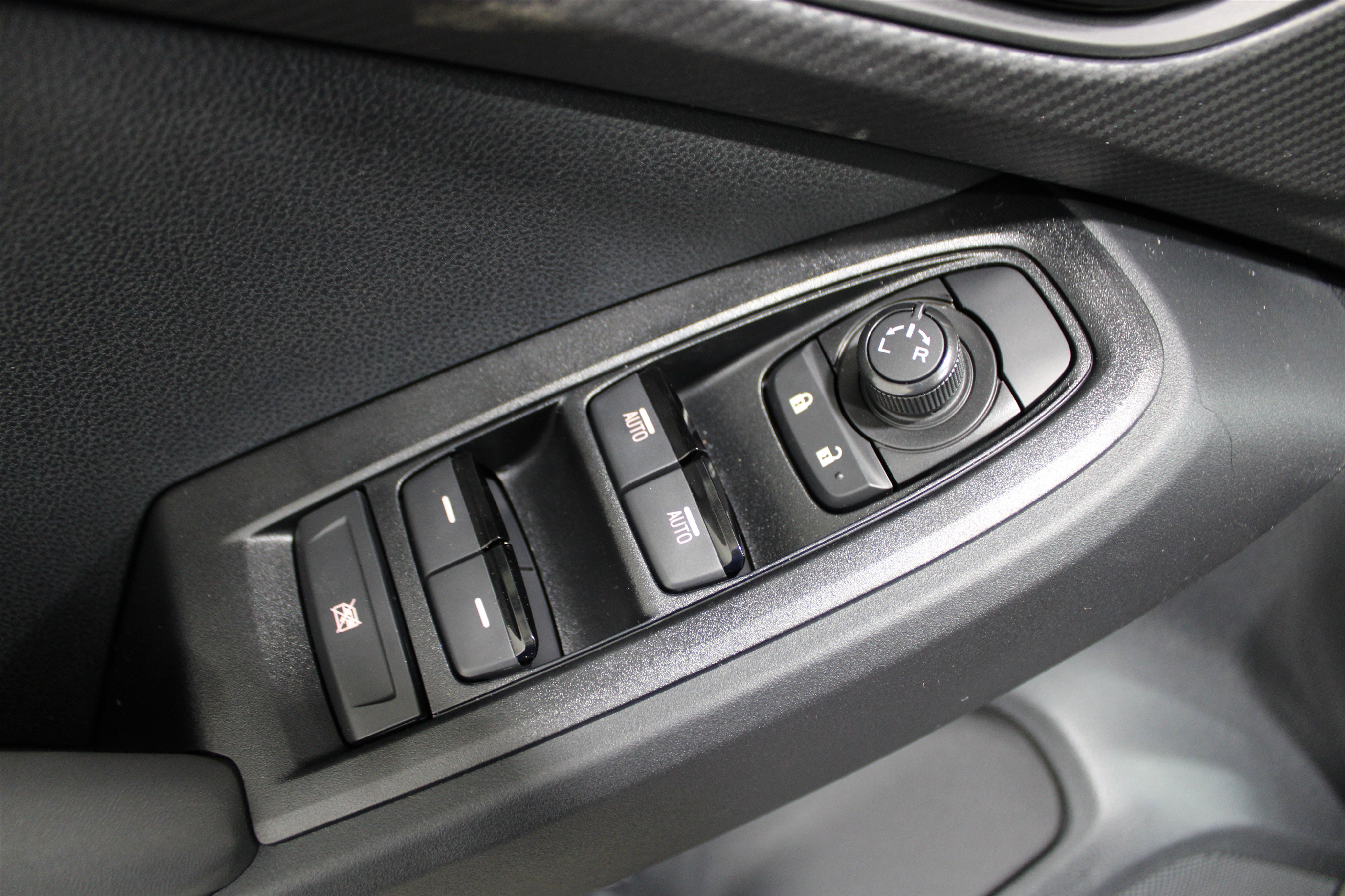 New 2026 Subaru Crosstrek 2.5i image 7