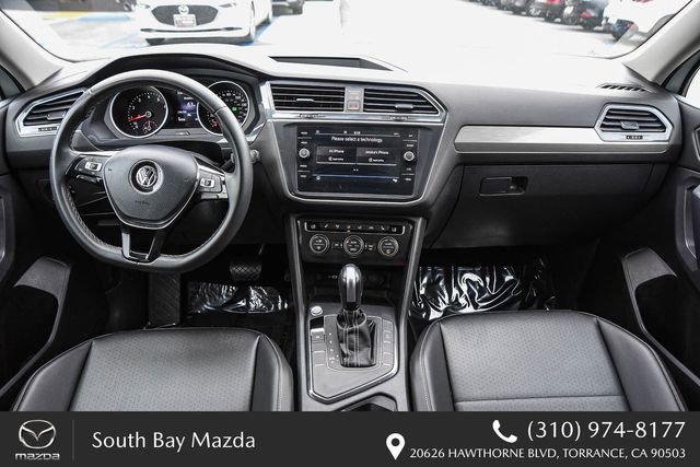 Used 2021 Volkswagen Tiguan SE w/ Panoramic Sunroof Package FWD image 12