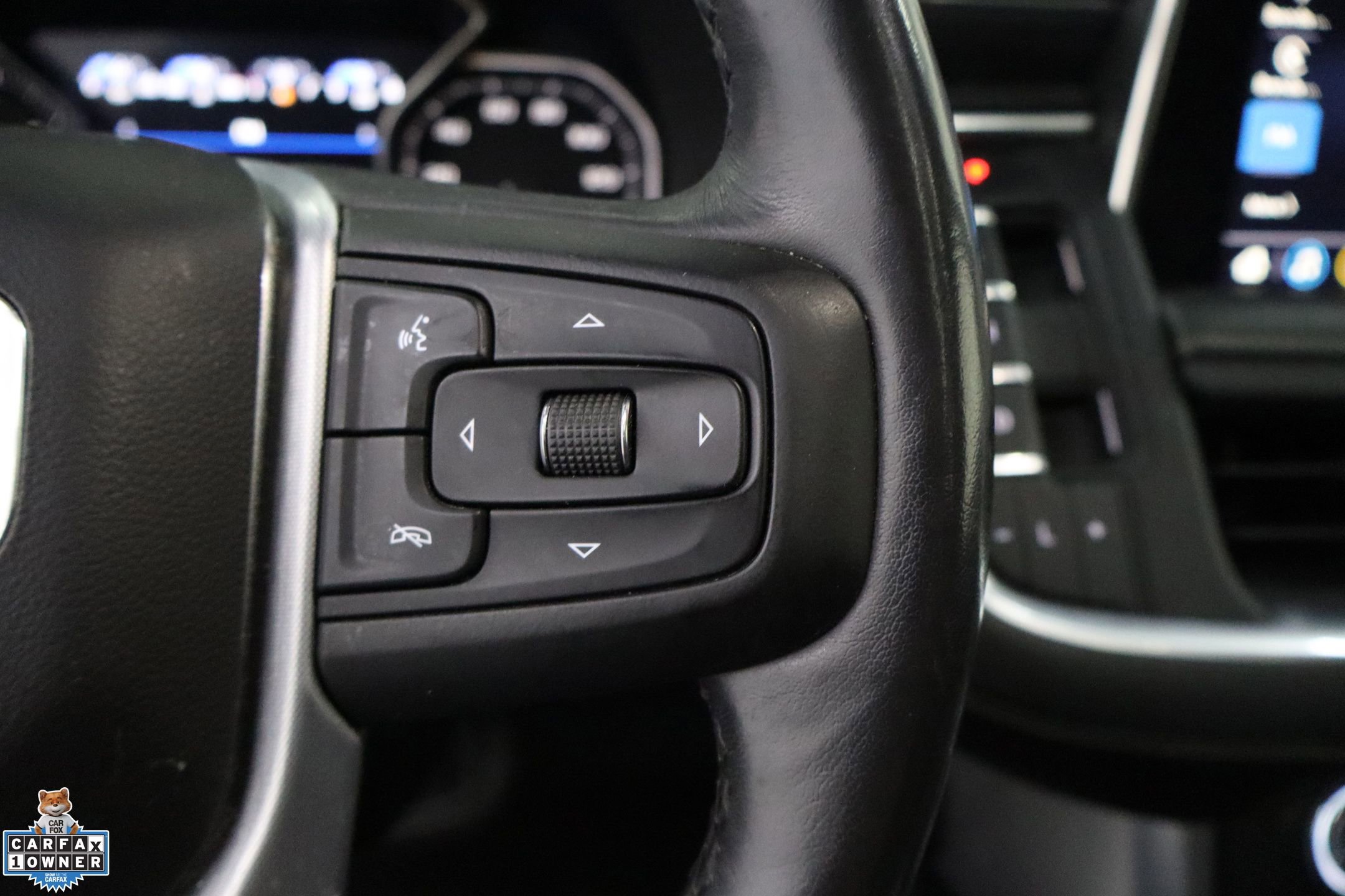 Used 2021 GMC Yukon SLT w/ SLT Premium Package image 17