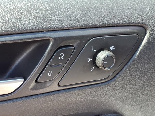 Used 2017 Volkswagen Jetta SE FWD image 16