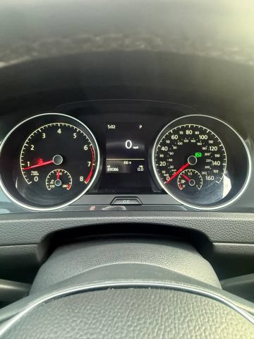 Used 2019 Volkswagen Golf SE FWD image 20