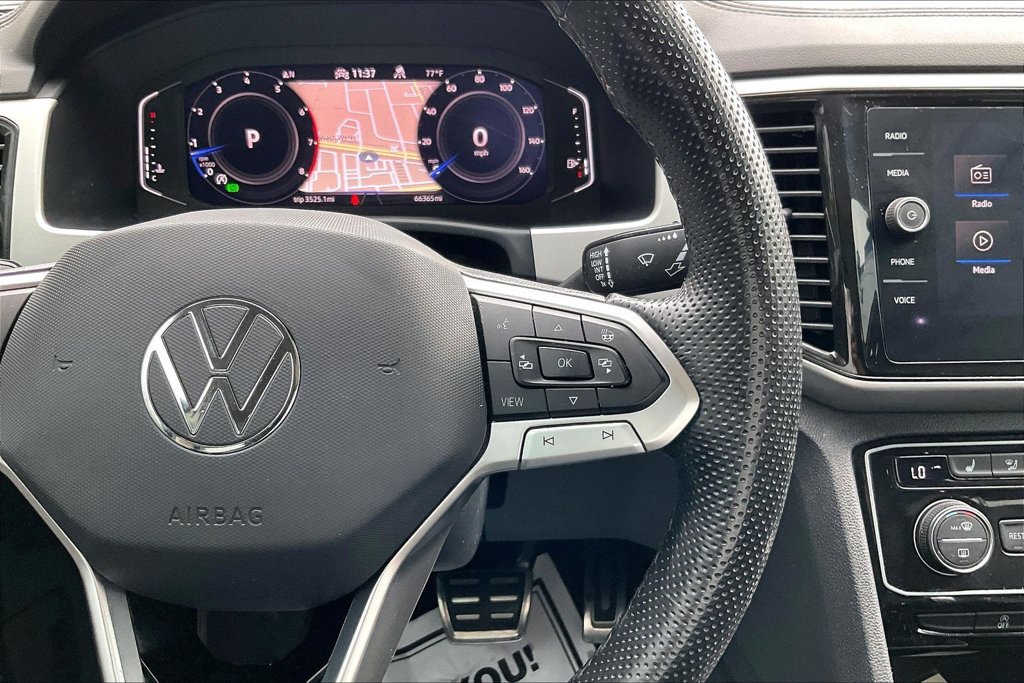 Used 2023 Volkswagen Atlas SEL R-Line AWD/4WD image 23