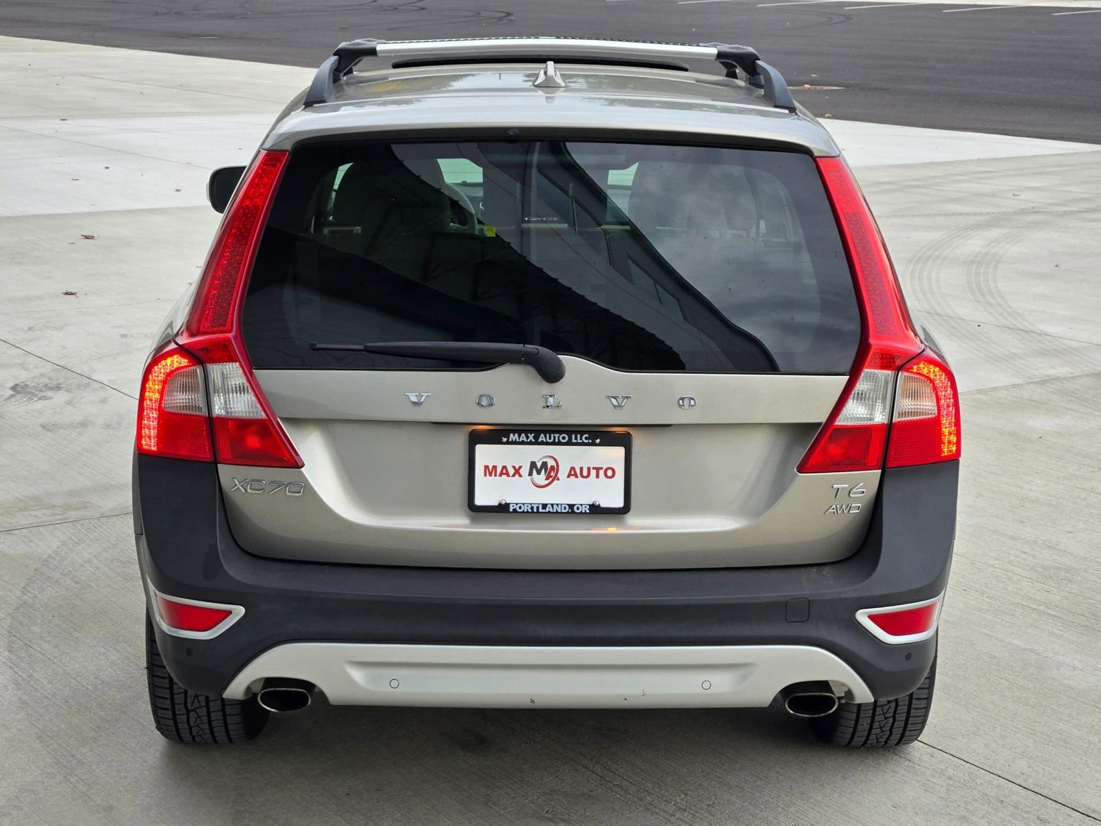 Used 2013 Volvo XC70 T6 image 8