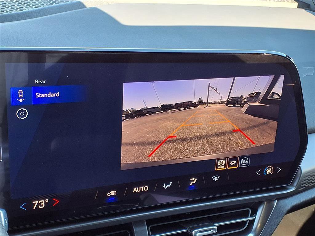 New 2026 Chevrolet Equinox EV LT image 14