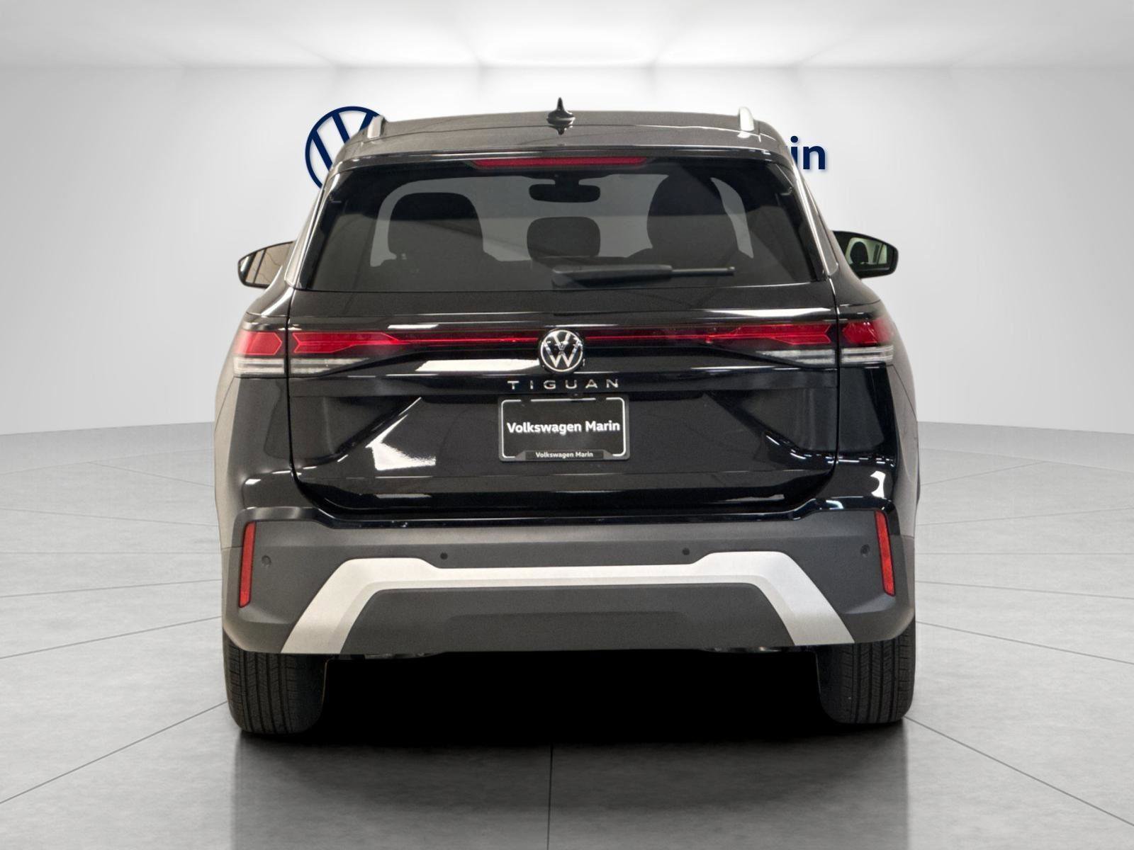New 2026 Volkswagen Tiguan S FWD image 4