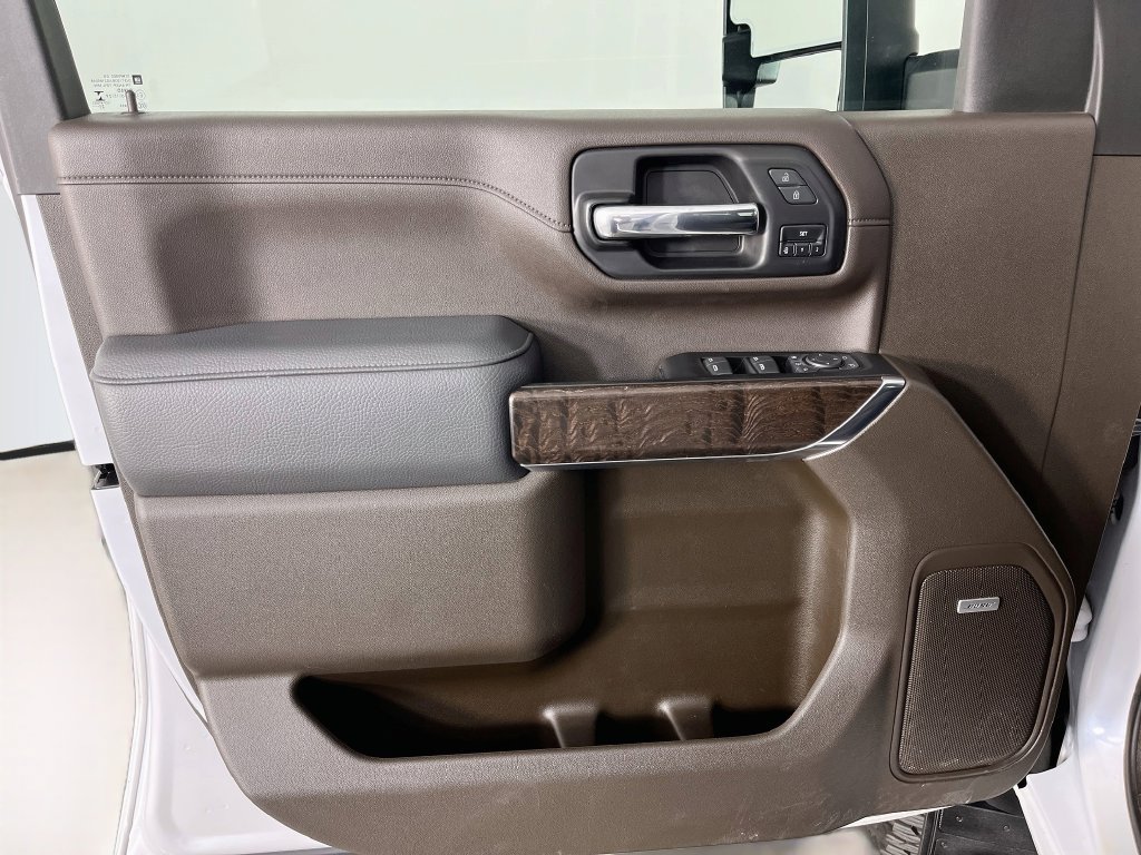 Used 2022 GMC Sierra 3500 Denali w/ Denali Ultimate Package AWD/4WD image 26