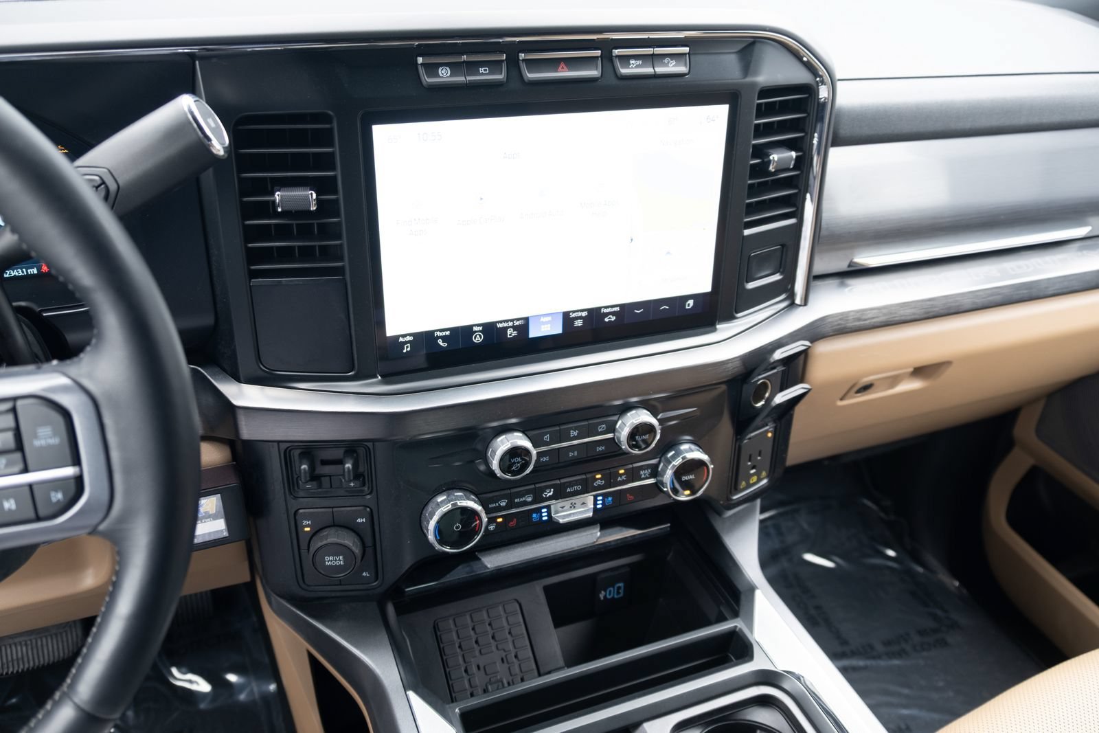 Used 2023 Ford F350 Lariat AWD/4WD image 3
