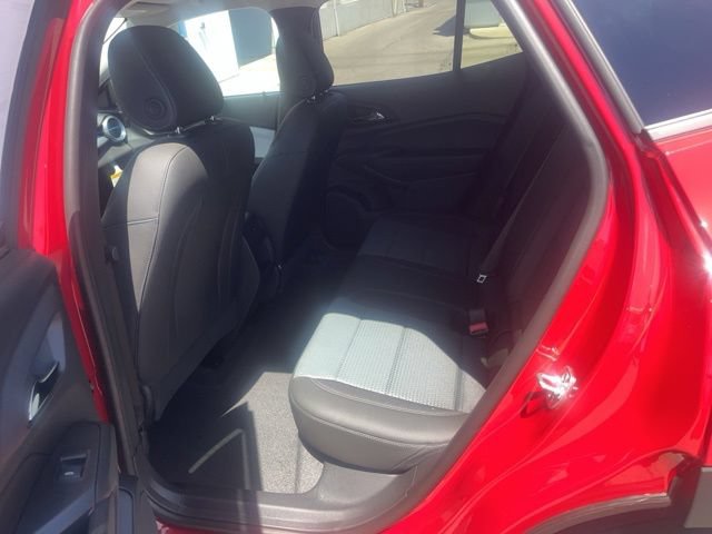 New 2026 Chevrolet Trax LT w/ Driver Confidence Package FWD image 13