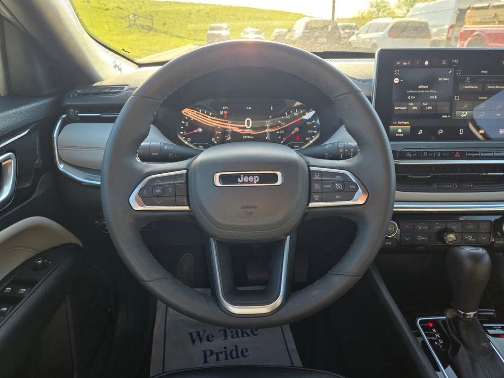 Used 2023 Jeep Compass Limited AWD/4WD image 19