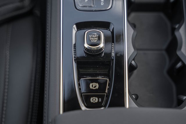 New 2026 Volvo XC90 B6 Ultra w/ Protection Package Premier image 25