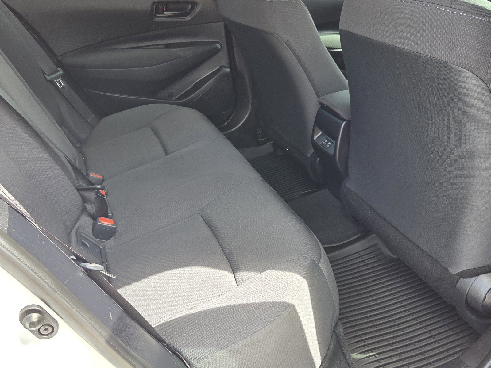 Certified 2025 Toyota Corolla LE image 10