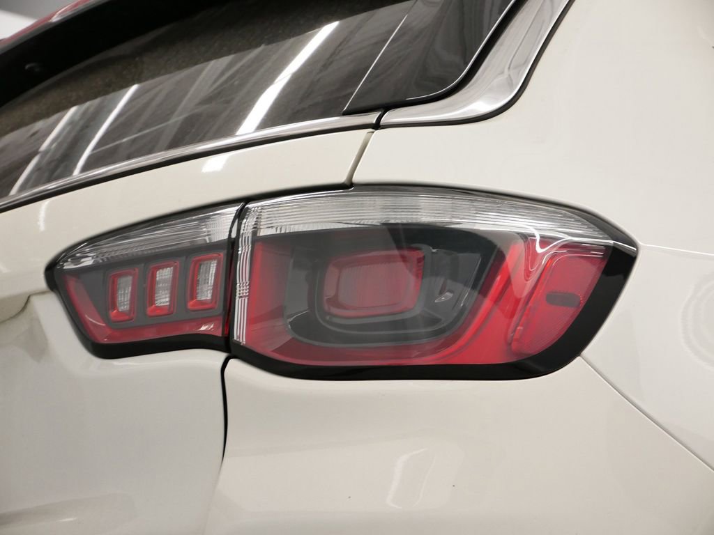 Used 2018 Jeep Compass Limited w/ Safe & Security Group image 19