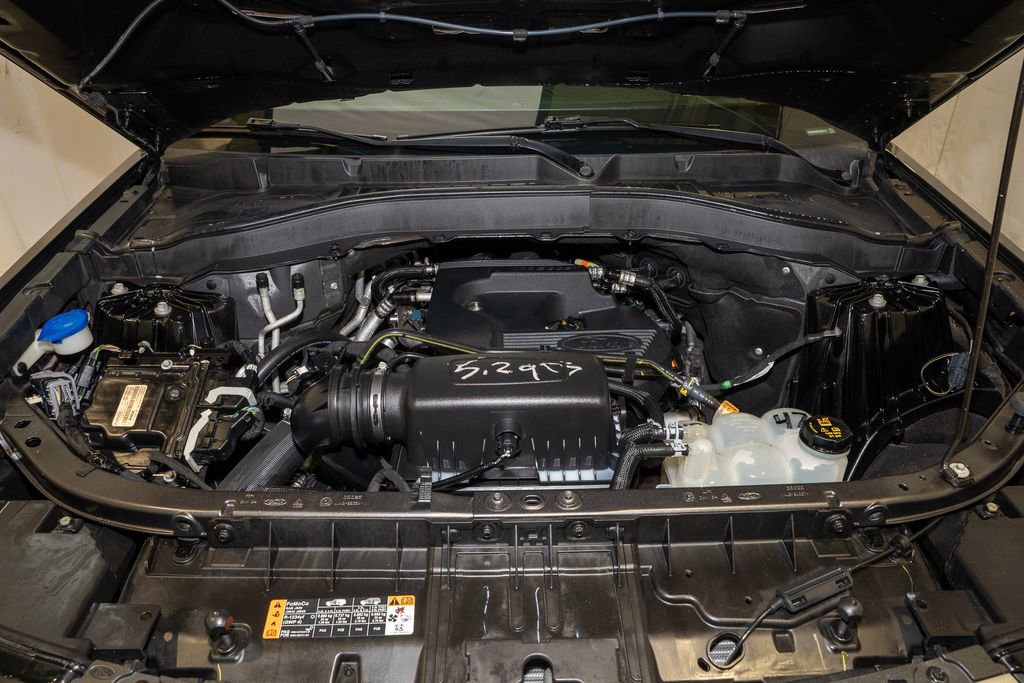 Used 2020 Ford Explorer XLT w/ Comfort Package image 21