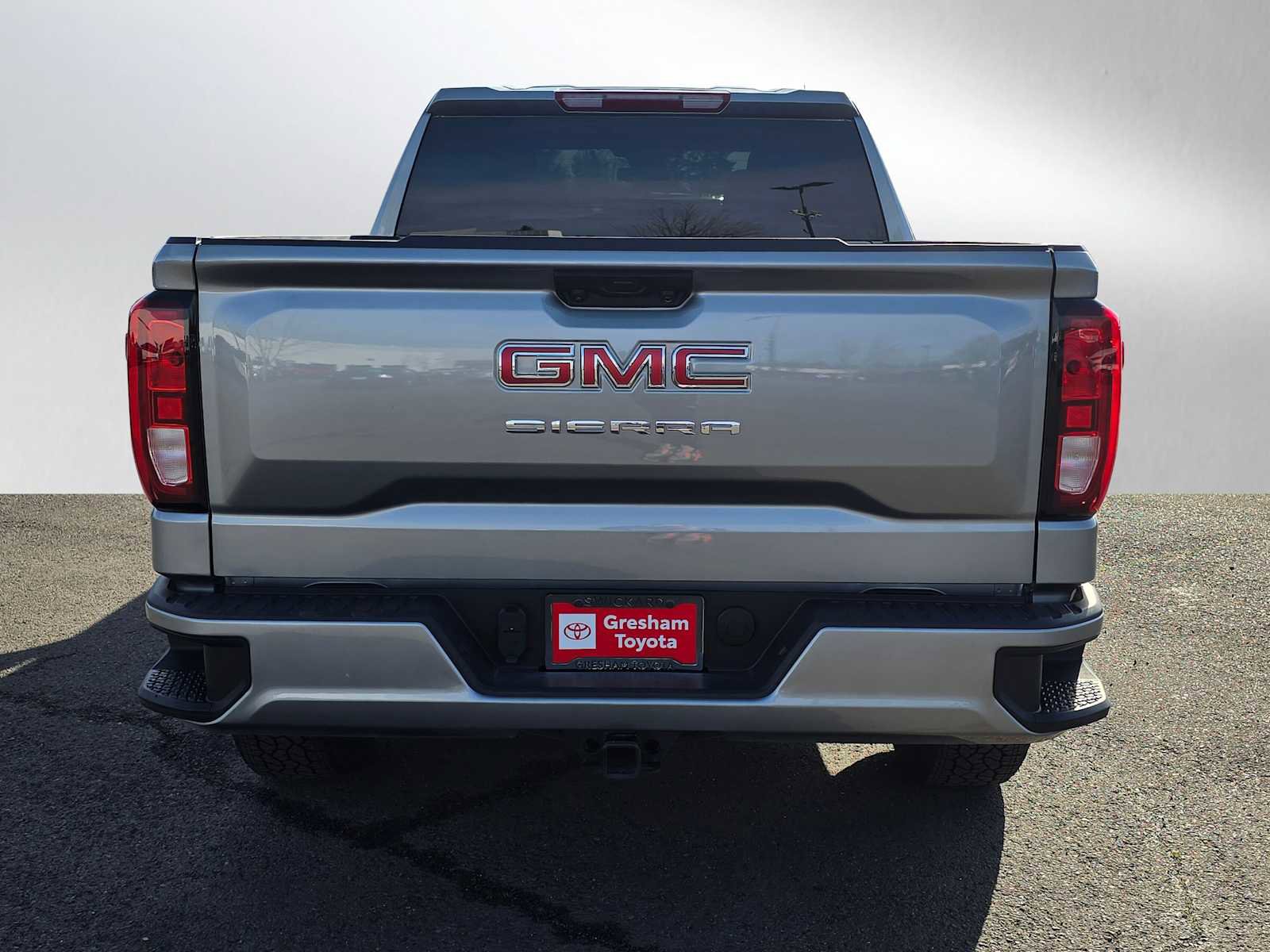 Used 2025 GMC Sierra 1500 Pro w/ Graphite Edition image 5