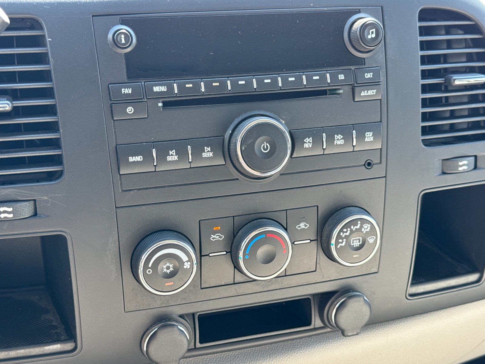 Used 2008 Chevrolet Silverado 1500 LT RWD image 14