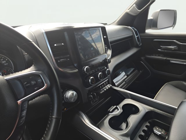 Used 2022 RAM 1500 Laramie w/ Sport Appearance Package AWD/4WD image 27