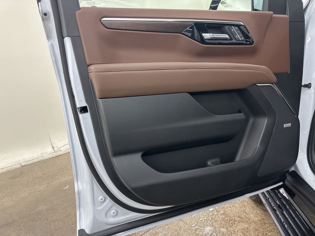 New 2026 Chevrolet Tahoe High Country AWD/4WD image 29