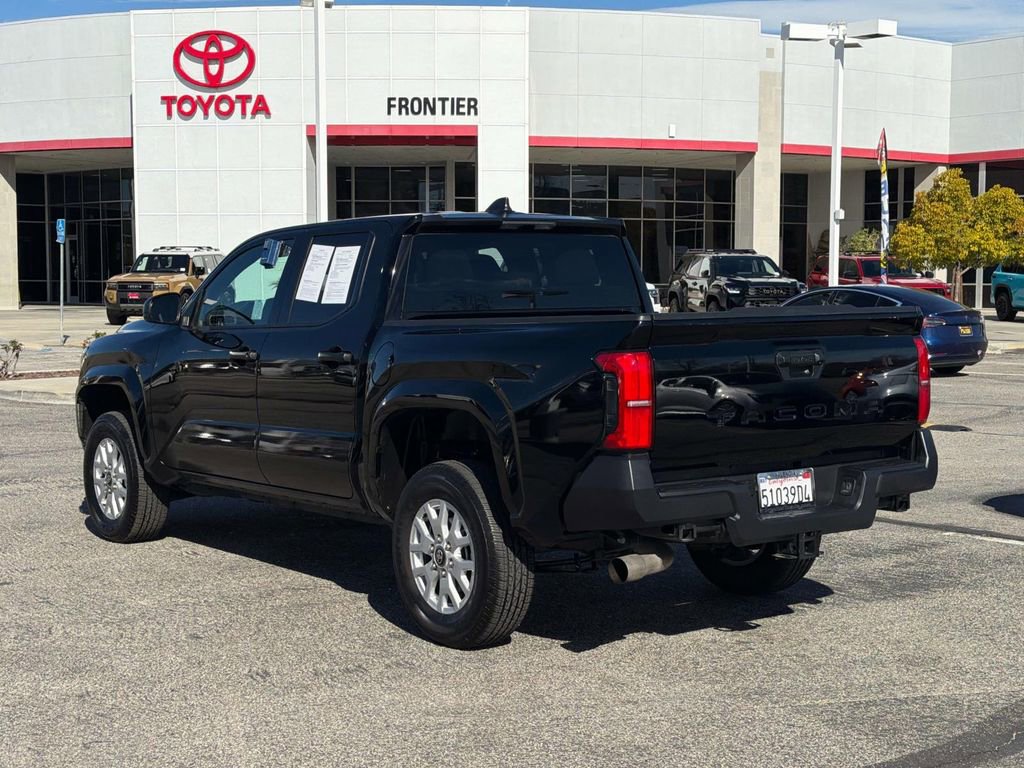 Certified 2025 Toyota Tacoma SR image 5