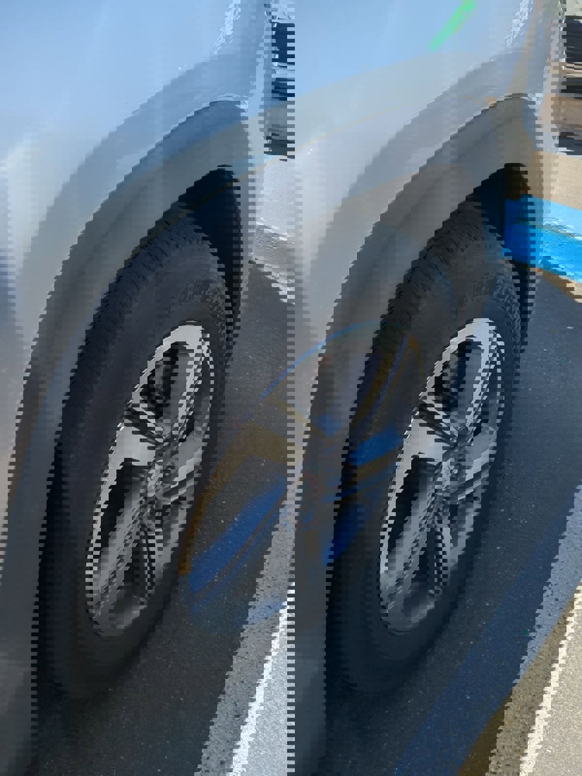 Used 2019 GMC Terrain SLT image 13