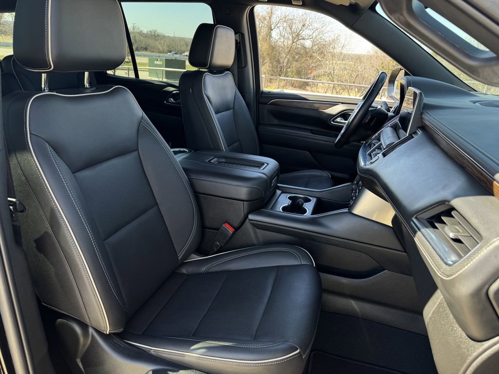 Used 2023 Chevrolet Tahoe Premier AWD/4WD image 26
