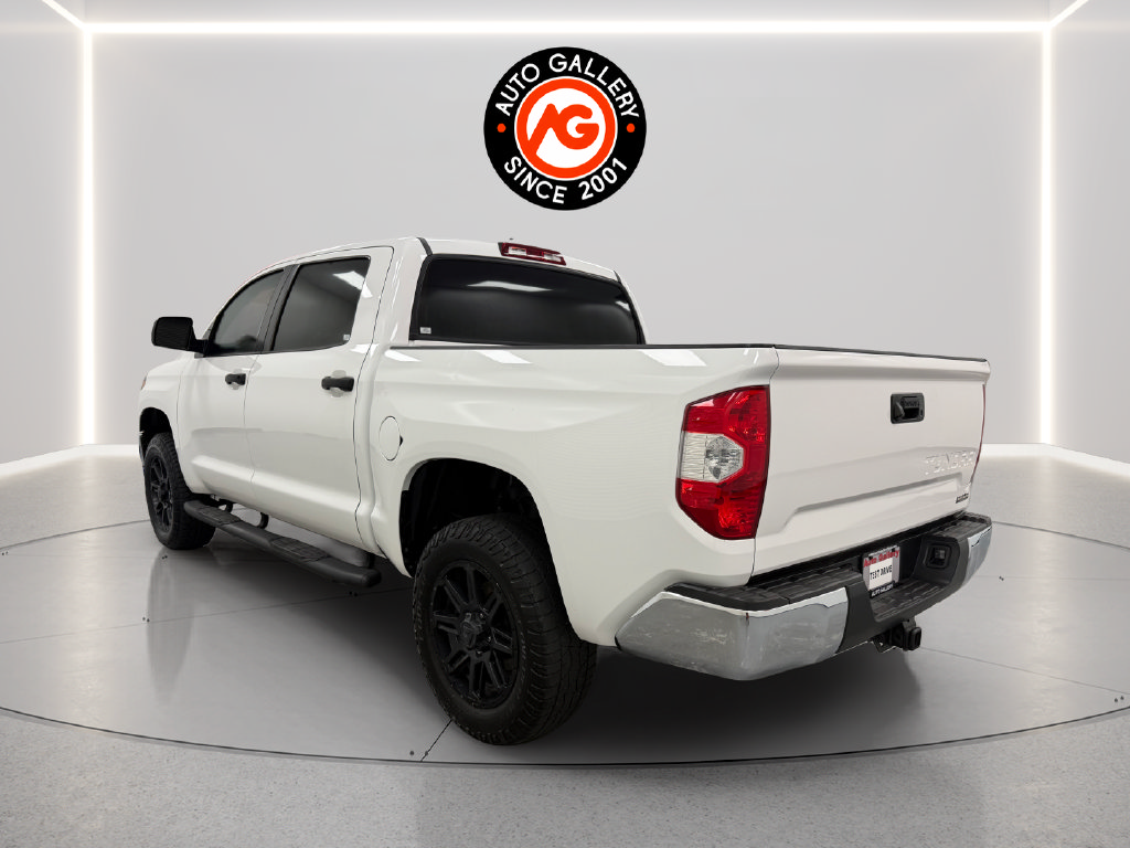 Used 2020 Toyota Tundra SR5 w/ SR5 Upgrade Package AWD/4WD image 5