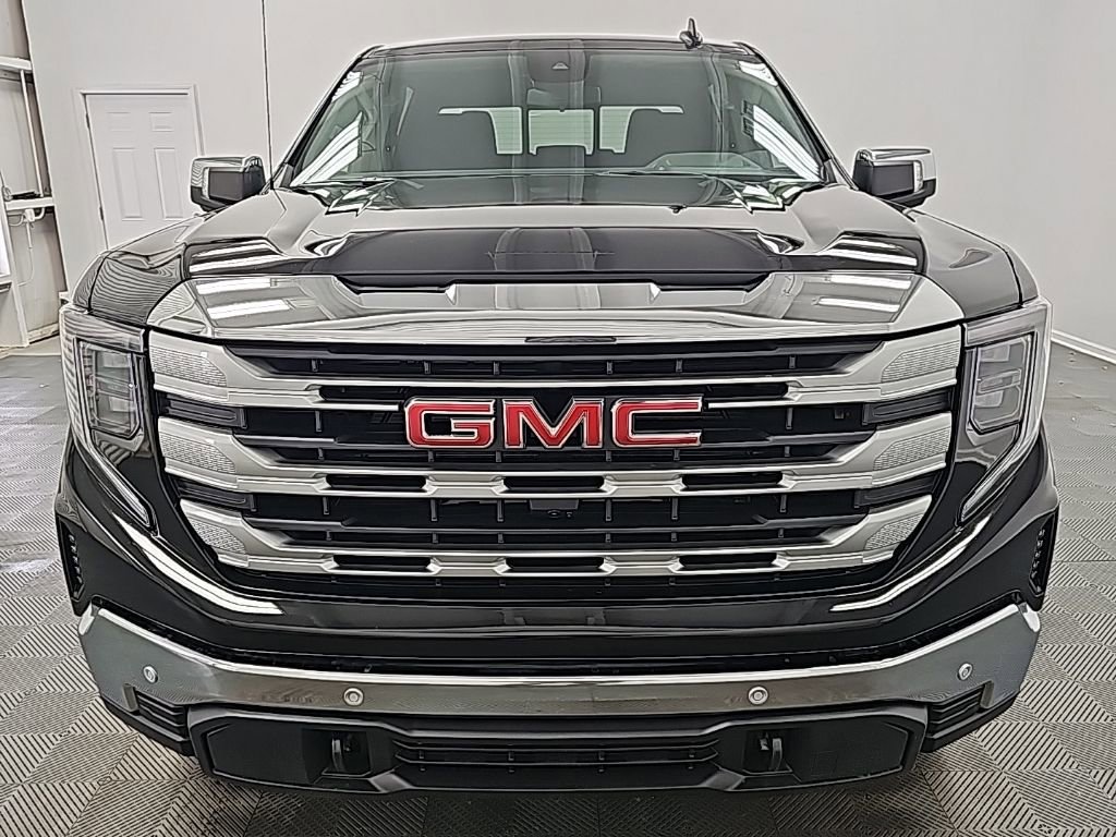 New 2026 GMC Sierra 1500 SLE w/ Preferred Package image 3