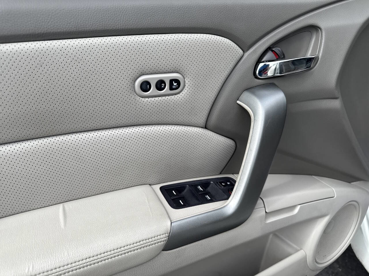 Used 2010 Acura RDX 2WD w/ Technology Package image 13