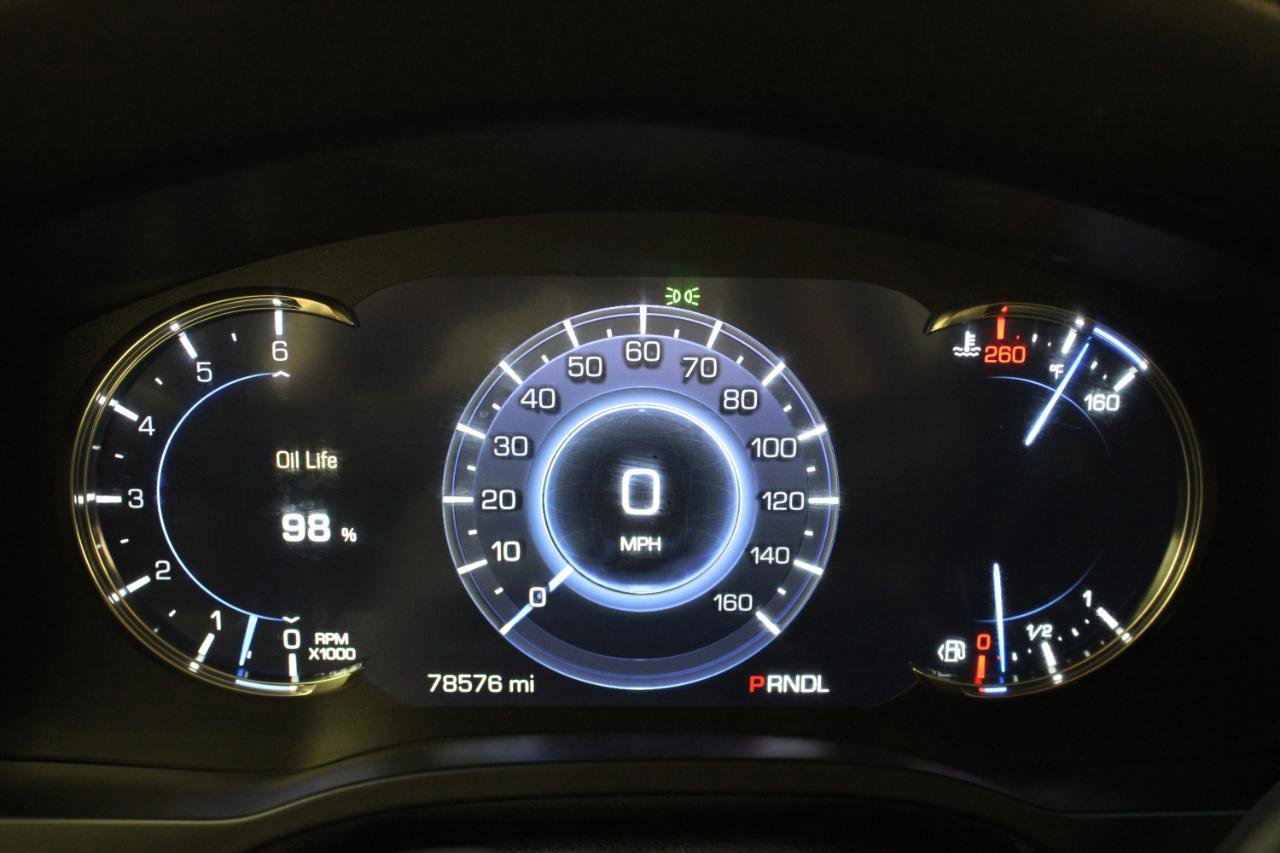 Used 2018 Cadillac Escalade Premium Luxury image 80