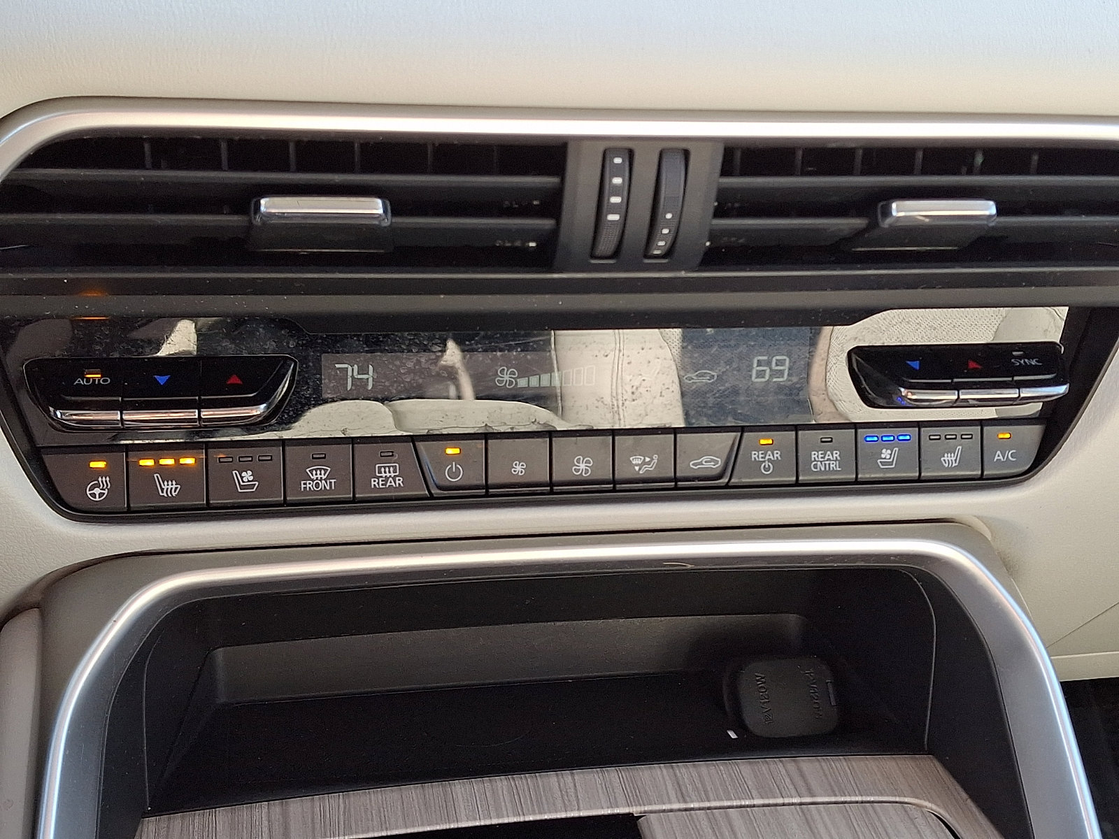 Certified 2024 MAZDA CX-90 Plug-In Hybrid w/ Premium Plus image 18