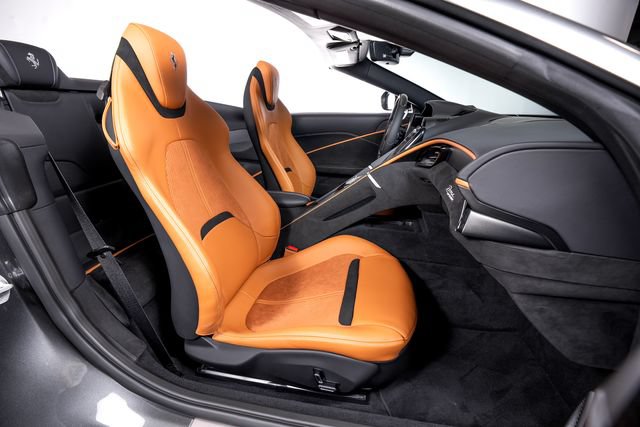 Certified 2026 Ferrari Roma Spider RWD image 50
