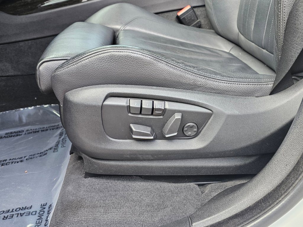Used 2015 BMW X5 xDrive35d image 30