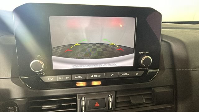 Used 2025 Nissan Pathfinder S AWD/4WD image 22