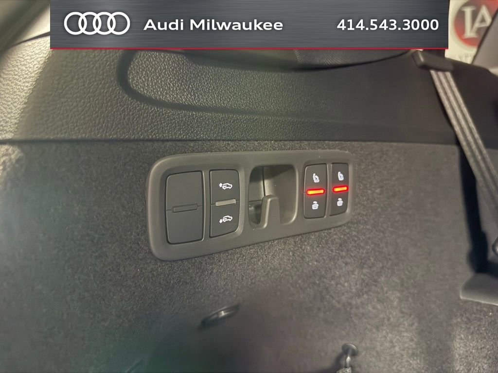 New 2026 Audi Q7 3.0T Premium Plus AWD/4WD image 40