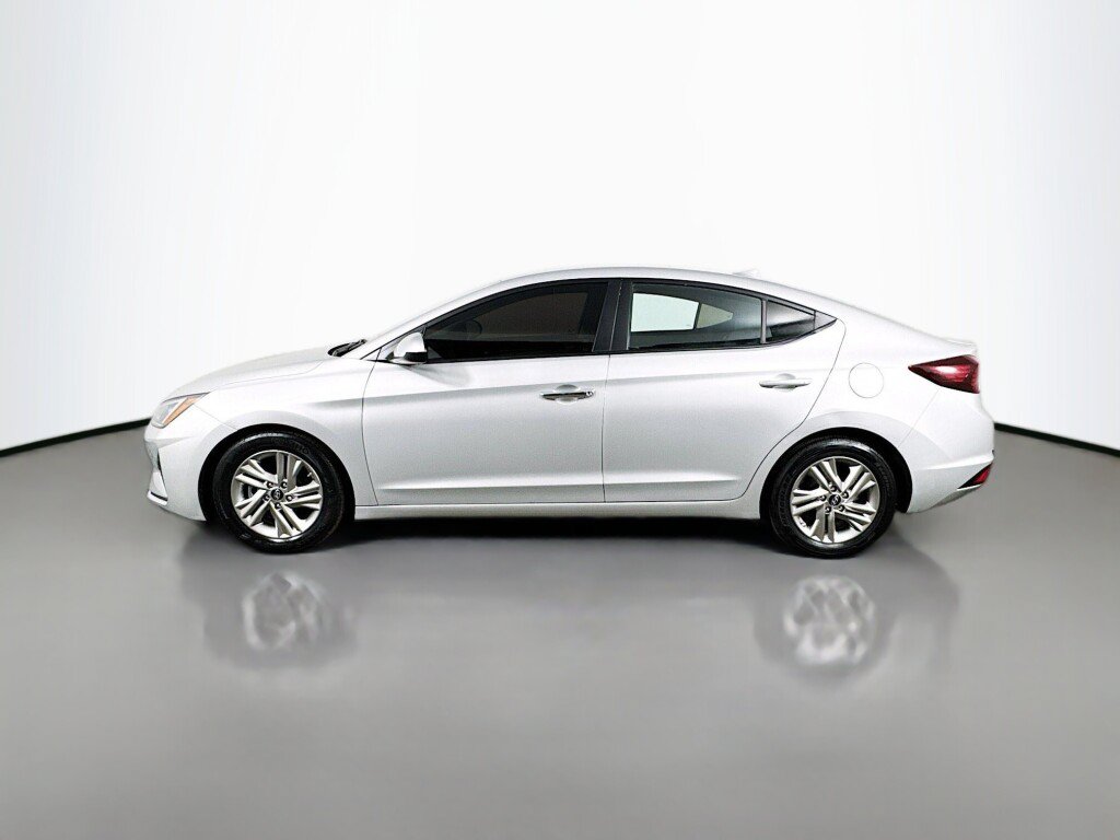Used 2019 Hyundai Elantra SEL FWD image 2