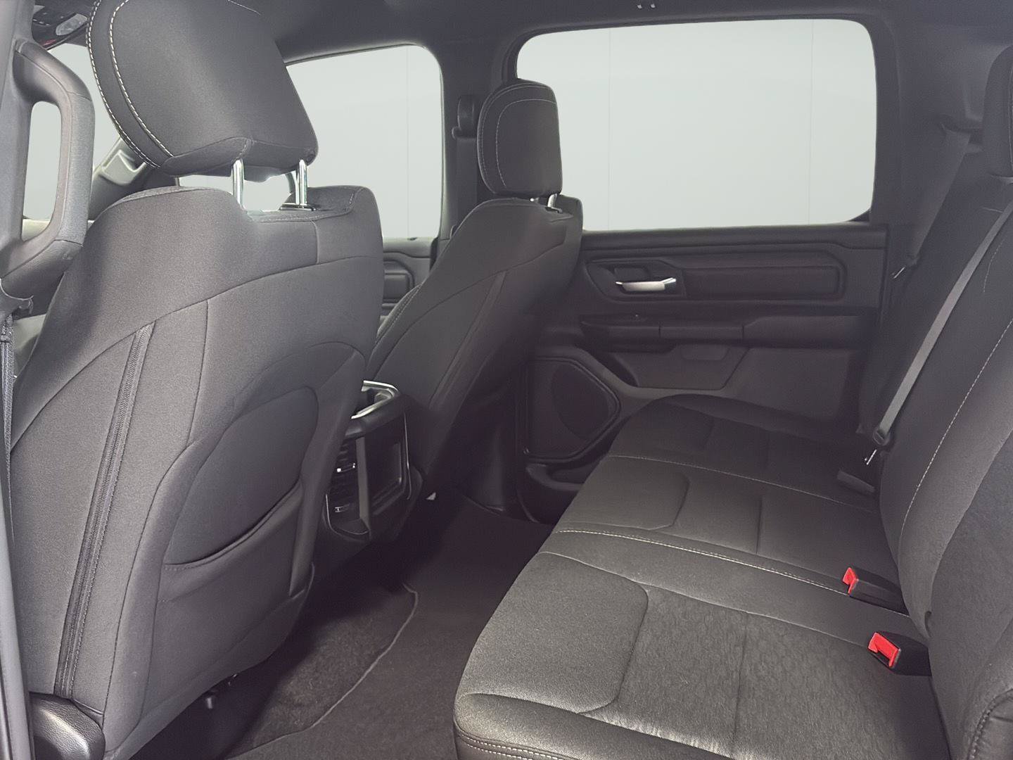 New 2026 RAM 1500 Express AWD/4WD image 32