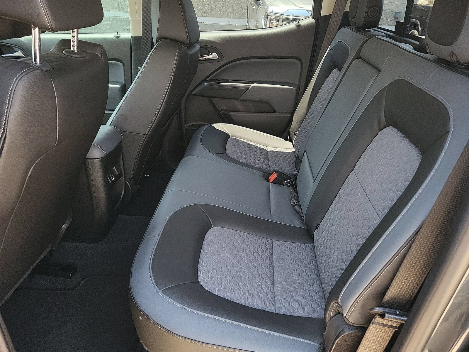 Used 2020 Chevrolet Colorado Z71 RWD image 24