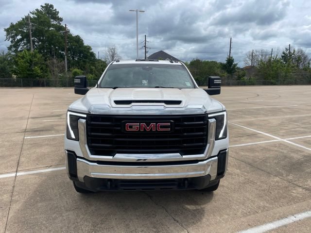 Certified 2024 GMC Sierra 2500 Pro AWD/4WD image 2