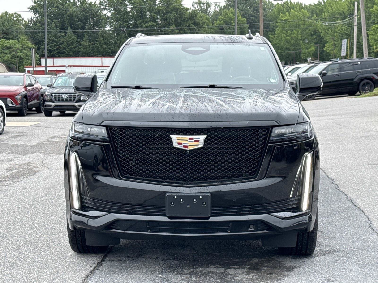 Used 2022 Cadillac Escalade ESV Sport w/ Touring Package AWD/4WD image 29