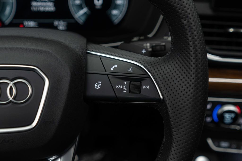 Used 2024 Audi Q5 e Prestige image 26