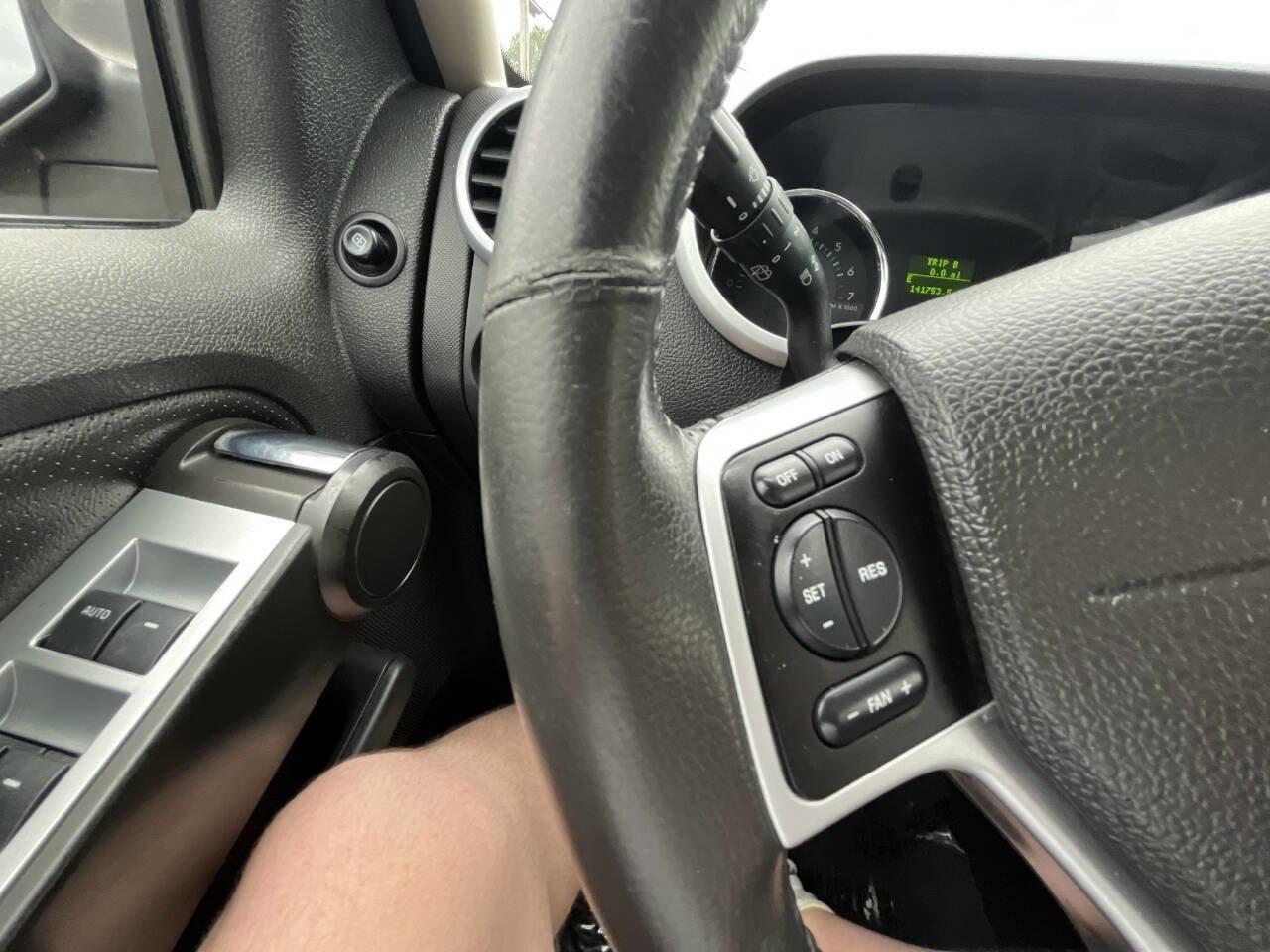 Used 2007 Mercury Mountaineer Premier image 46