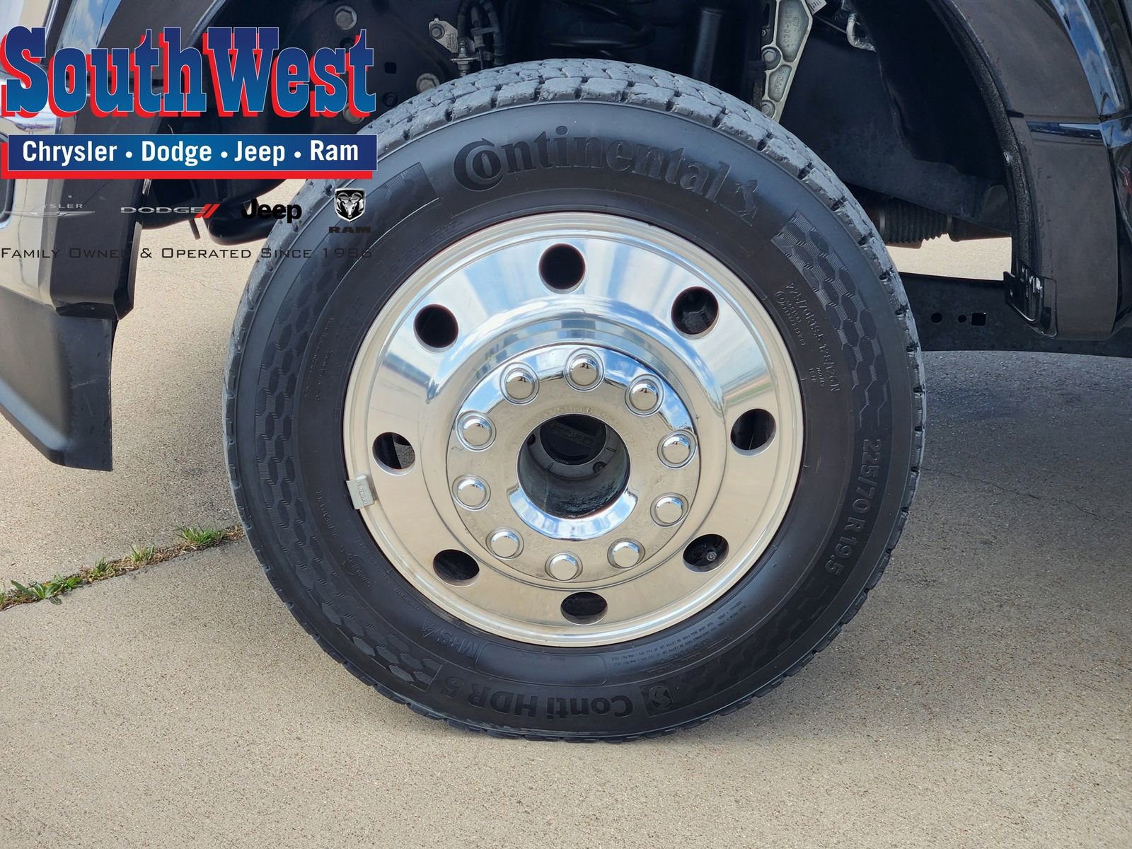 Used 2024 Ford F450 Lariat w/ Lariat Ultimate Package image 11