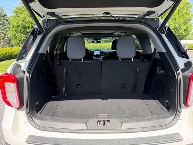 Certified 2024 Ford Explorer XLT w/ Equipment Group 202A AWD/4WD image 21