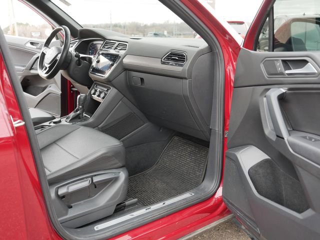 Used 2019 Volkswagen Tiguan SEL R-Line image 20