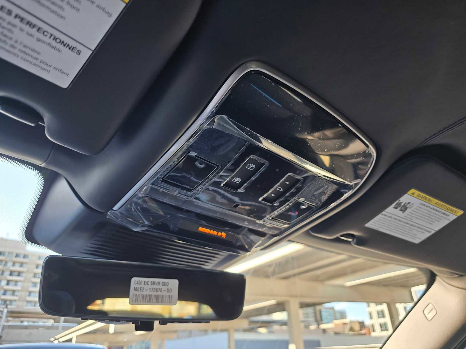 New 2025 Land Rover Range Rover SV image 36