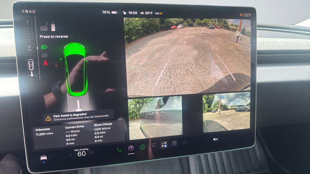 Used 2025 Tesla Model 3 Long Range RWD image 16