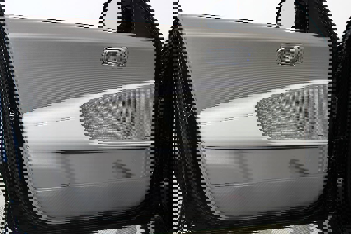 Used 2024 Hyundai Ioniq 6 Limited image 35