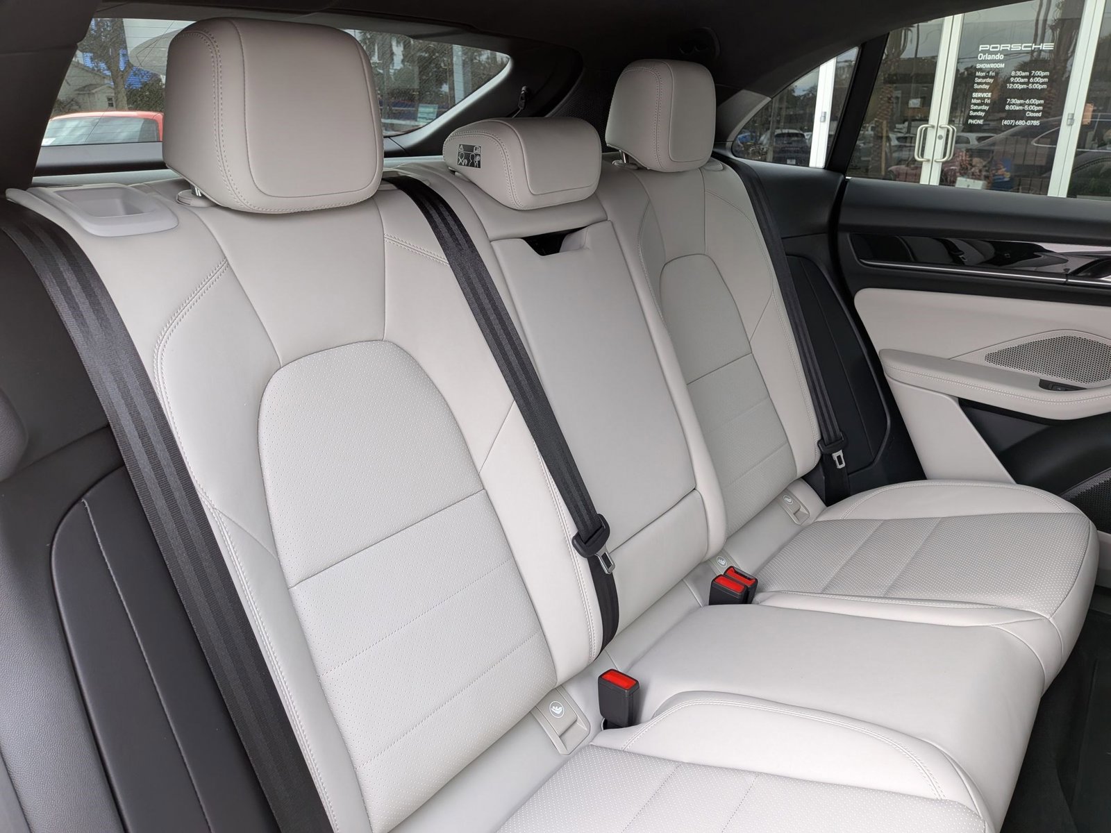 New 2026 Porsche Macan 4S Electric image 23